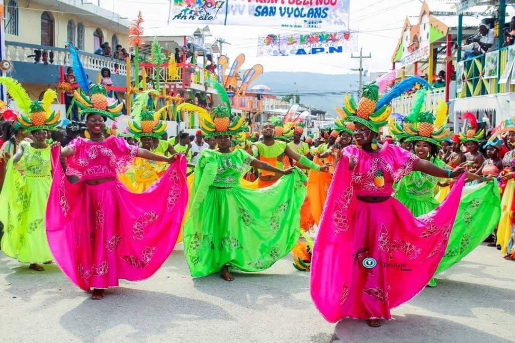 Haïti-Culture: la ville de Jacmel au rythme du carnaval 25 Haïti-Culture: la ville de Jacmel au rythme du carnaval