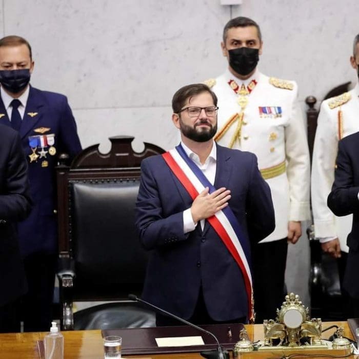 Chili: le nouveau président, Gabriel Boric prend la tête d'un pays en quête de changement