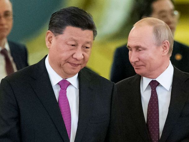 Le président chinois Xi Jinping arrive à Moscou pour rencontrer Poutine au milieu de la guerre en Ukraine