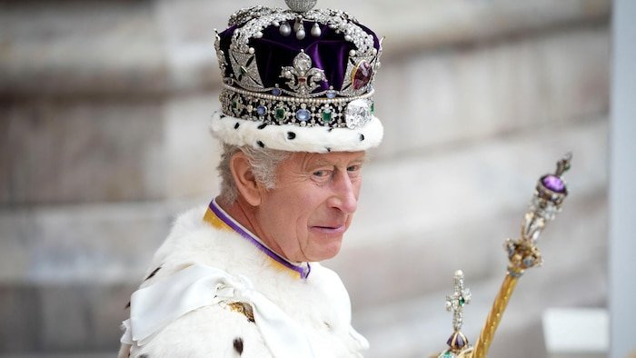 Royaume Uni : le roi Charles III est atteint d’un cancer