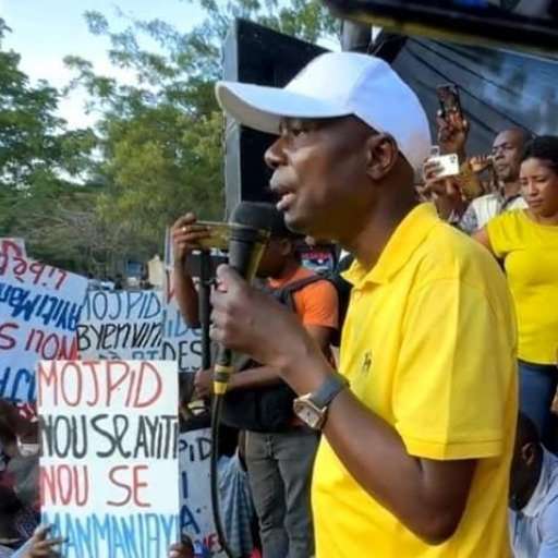 Moïse Jean-Charles lance un ultimatum au gouvernement avant de passer à la mobilisation