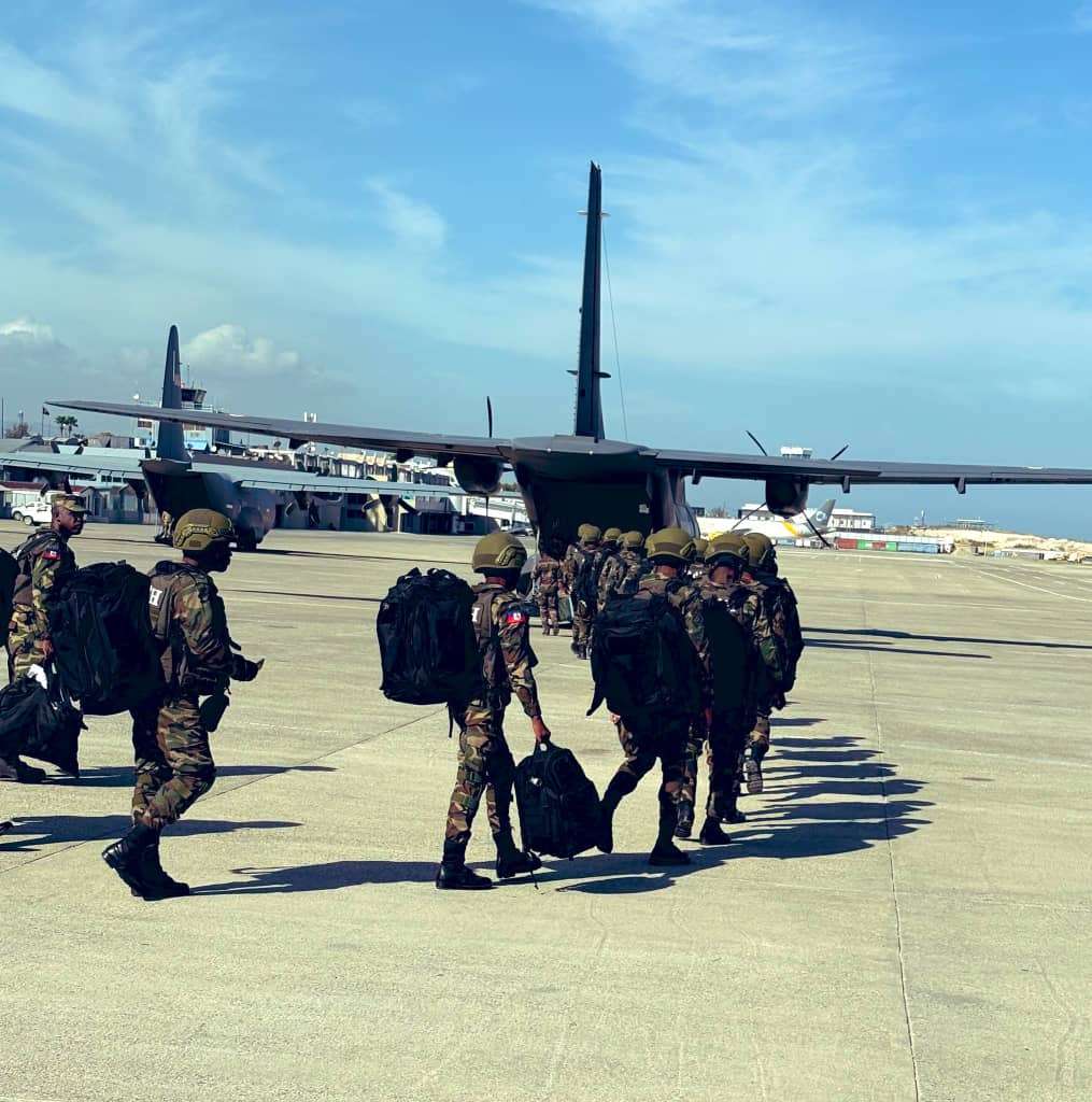 FAD’H : une vingtaine de militaires s’envolent vers la Martinique pour suivre une formation