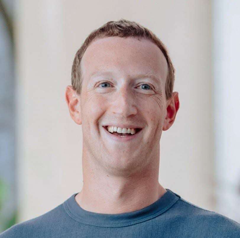 Mark Zuckerberg fixe la date du declin des téléphones portables et annonce leur remplacant