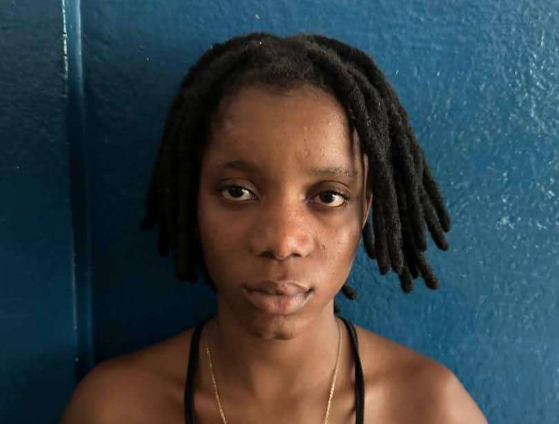 PNH : une concubine du bandit notoire “Tèt pa dwat” arrêtée dans le Sud