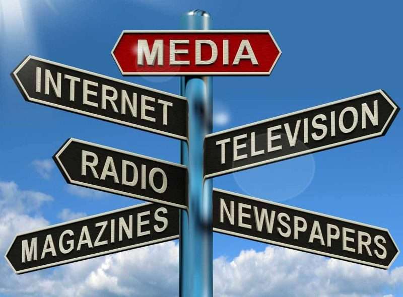 MÉDIAS EN HAÏTI : RACKETTEURS À CLAVIER, MICROS À VENDRE, AUDACE INCLUSE…