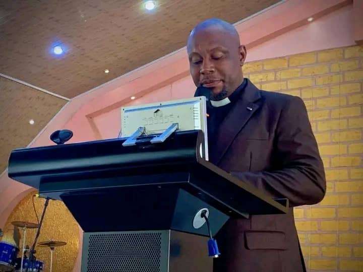 RDC : un pasteur décède en pleine prédication dans une église à Muanda