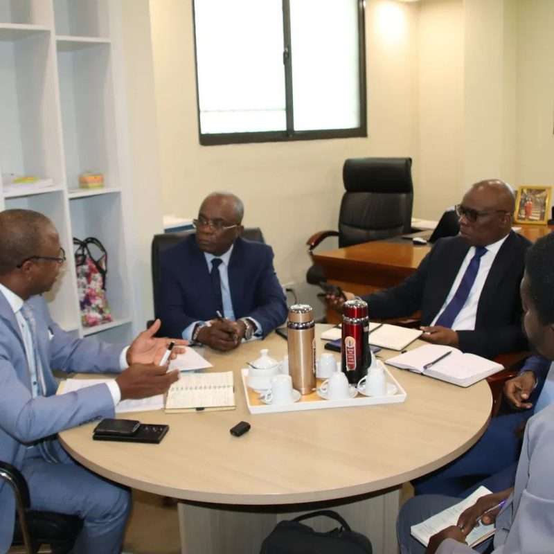 Droits humains : des responsables de l’OPC rencontrent le représentant de l’UNESCO en Haïti
