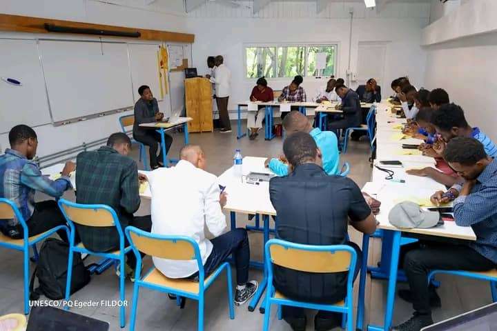 Une dizaine de journalistes formés aux techniques d’investigation journalistique