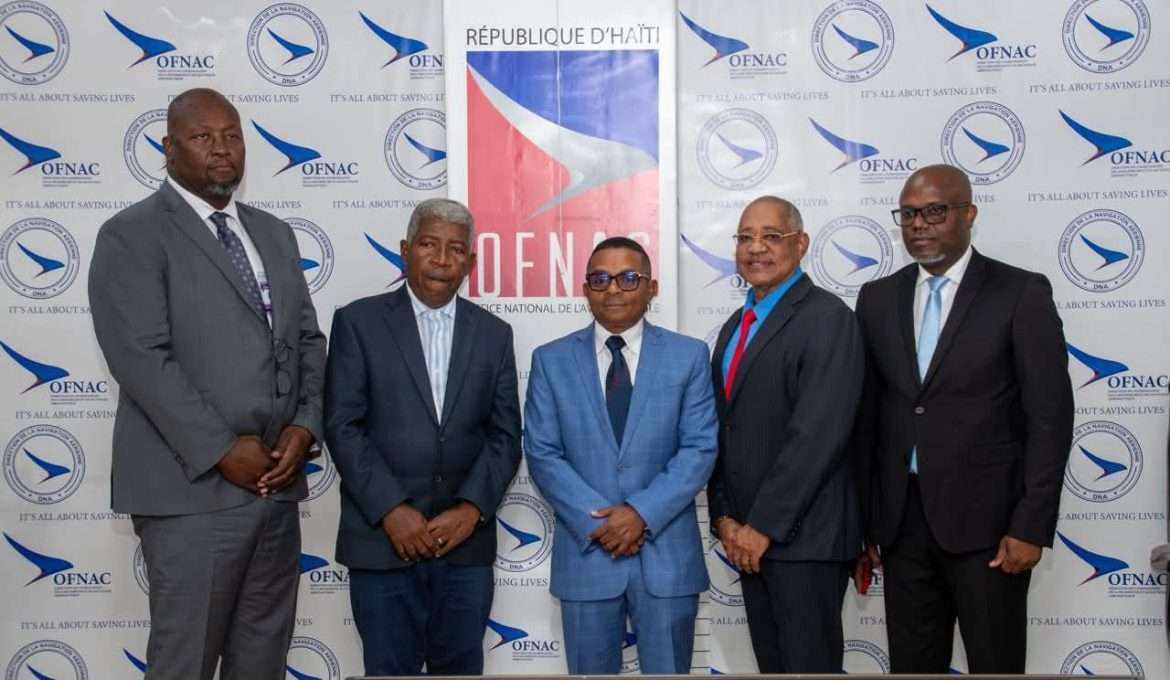Transport aérien : le ministre Joseph Almathe Pierre Louis en visite stratégique à l’OFNAC et à l’AAN