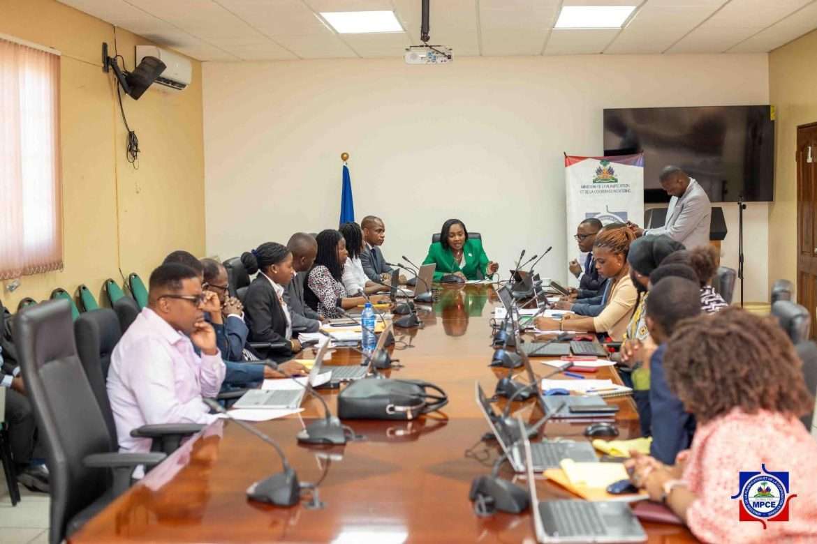 Haïti : le gouvernement lance un atelier stratégique pour ajuster le Programme d’Investissement Public 2025-2026