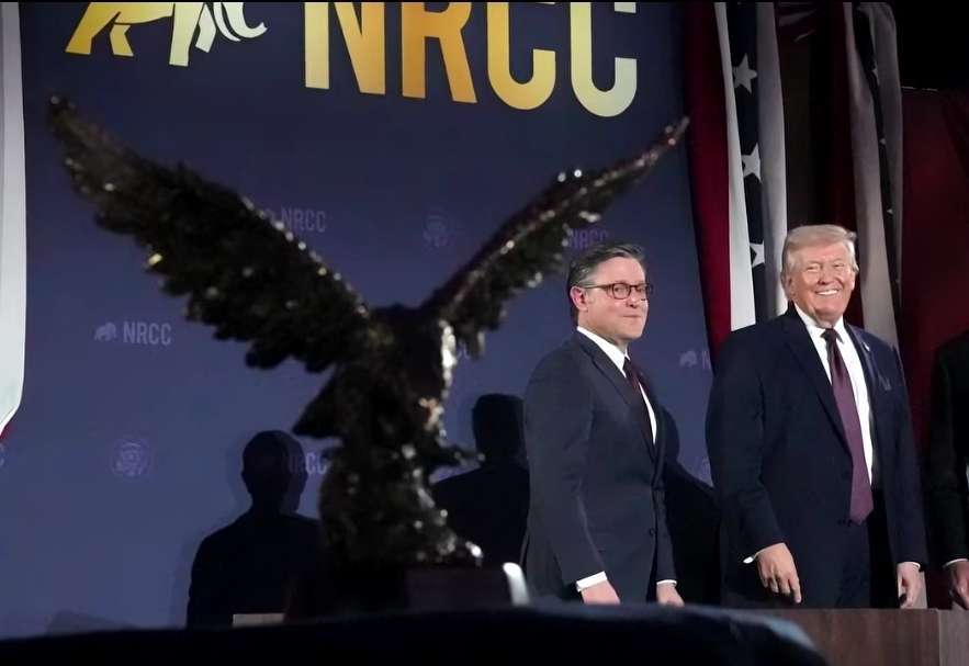 États-Unis : le Parti républicain décerne à Trump le premier « America First Award » de son histoire