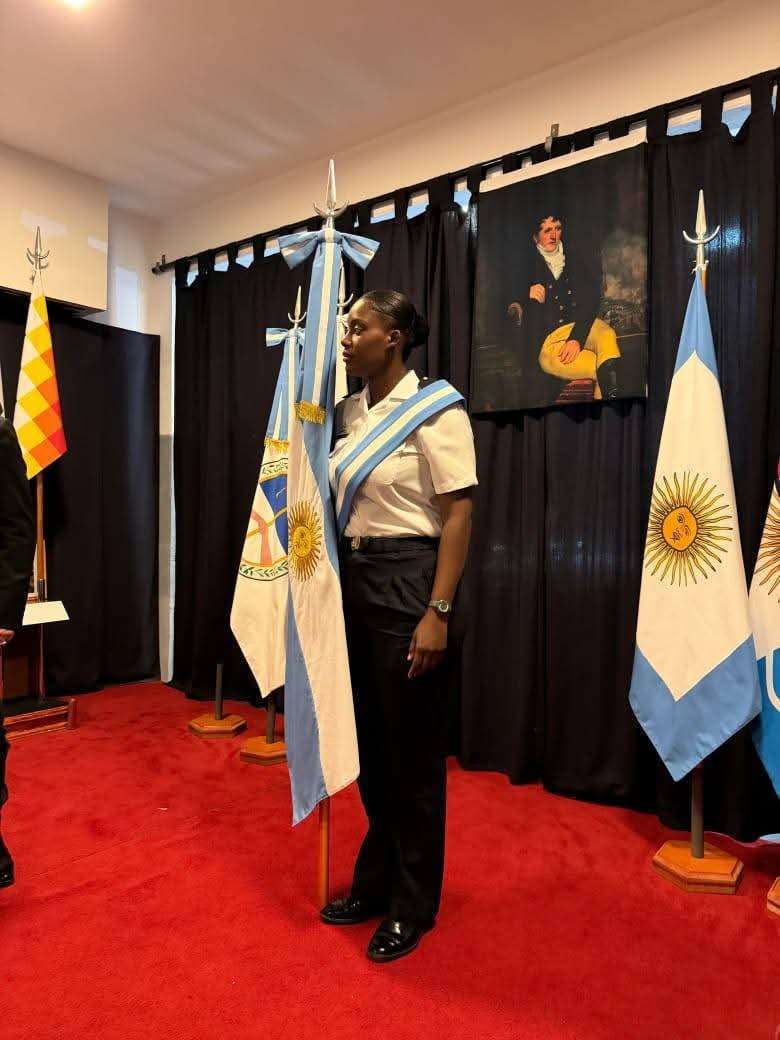 Thamara Kendia Polo, officière des FAD'H, s'illustre à l'École navale militaire d'Argentine