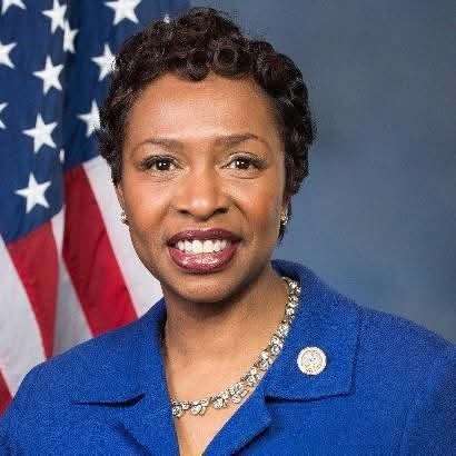 La représentante Yvette D. Clarke (NY-09), coprésidente du House Haiti Caucus, ardente défenseure du TPS pour les Haïtiens aux États-Unis. © Yvette Clarke / Official Congressional Photo