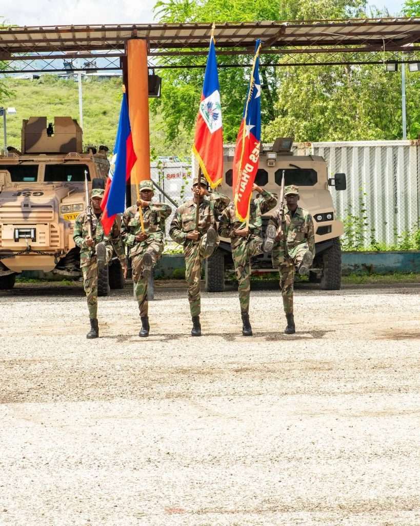 Haïti : 339 nouveaux soldats intègrent les FAd'H dans une promotion baptisée « François Capois » 3 Cérémonie de graduation de la promotion « François Capois » des FAd'H, base militaire de Vertières, 21 avril 2026.