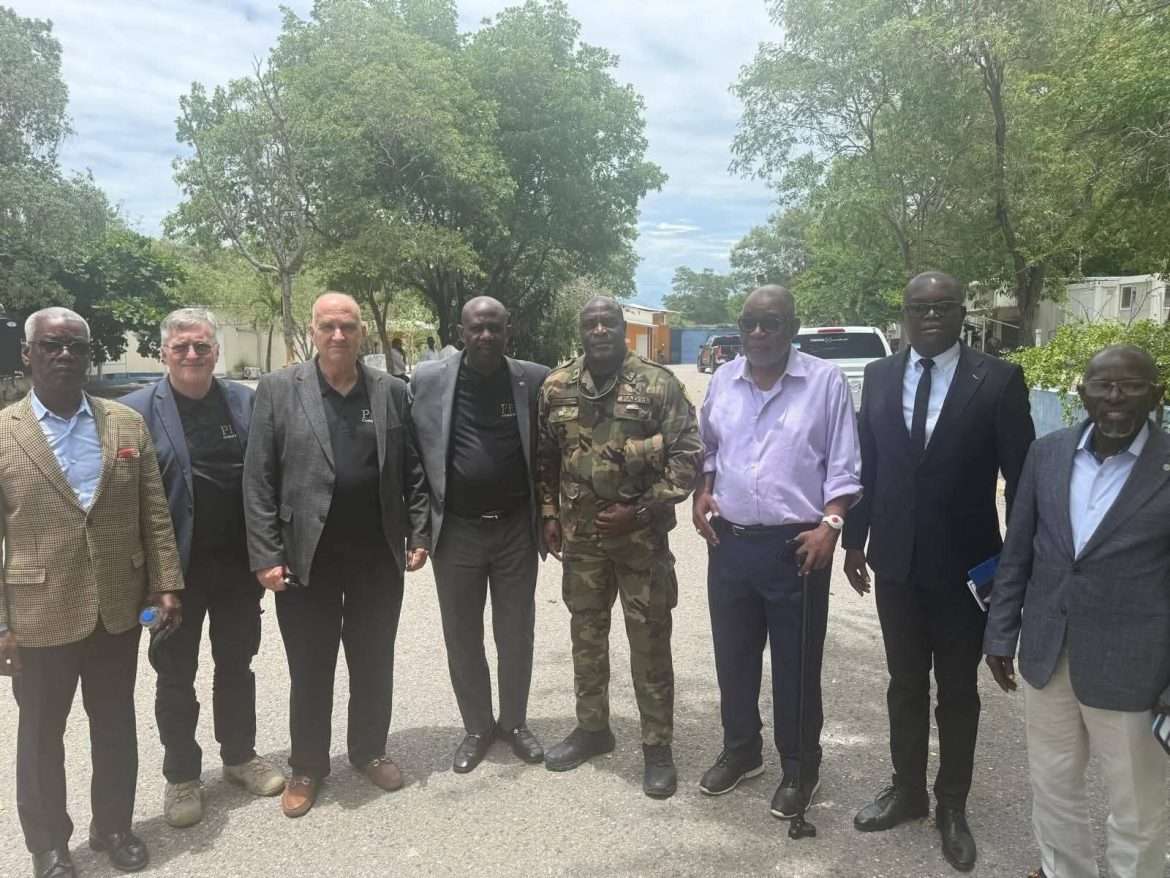 Haïti-Défense : une délégation américaine évalue la base de Vertières en vue de la formation de nouveaux soldats