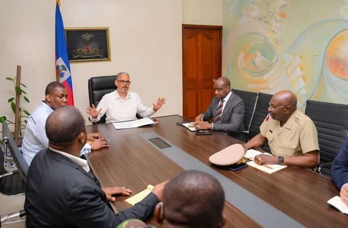 Haïti-Sécurité-Gouvernement-Gangs : le gouvernement instaure une permanence sécuritaire hebdomadaire et décrète la tolérance zéro