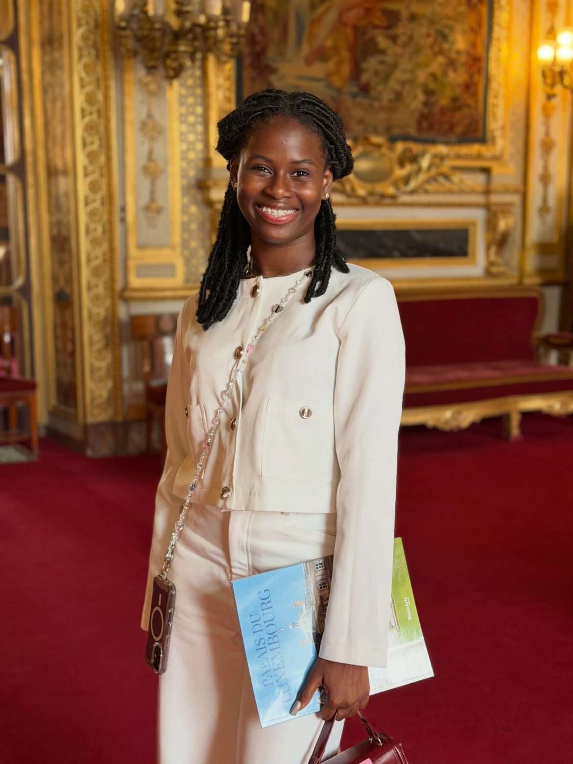 Abigaïl Alexandre au Palais du Luxembourg, siège du Sénat français