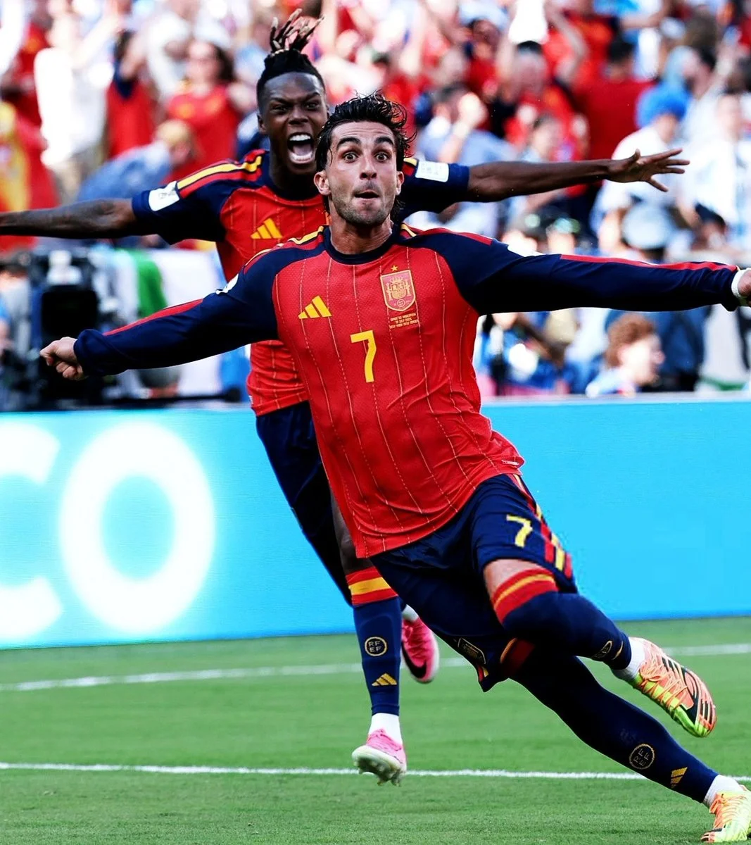 Ferran Torres célèbre son but victorieux pour l'Espagne en finale de la Coupe du monde 2026 face à l'Argentine, 19 juillet 2026